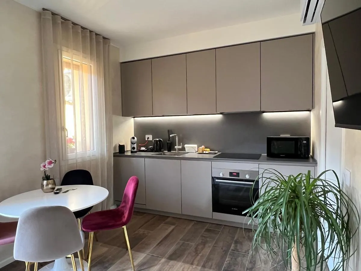Dr54 Apartments Rho