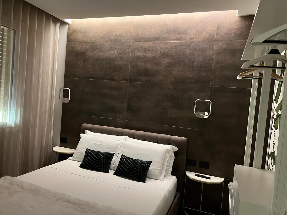 Dr54 Apartments Rho