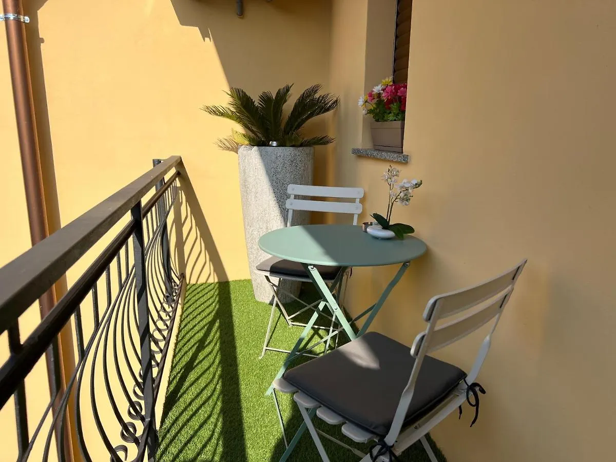 Dr54 Apartments Rho