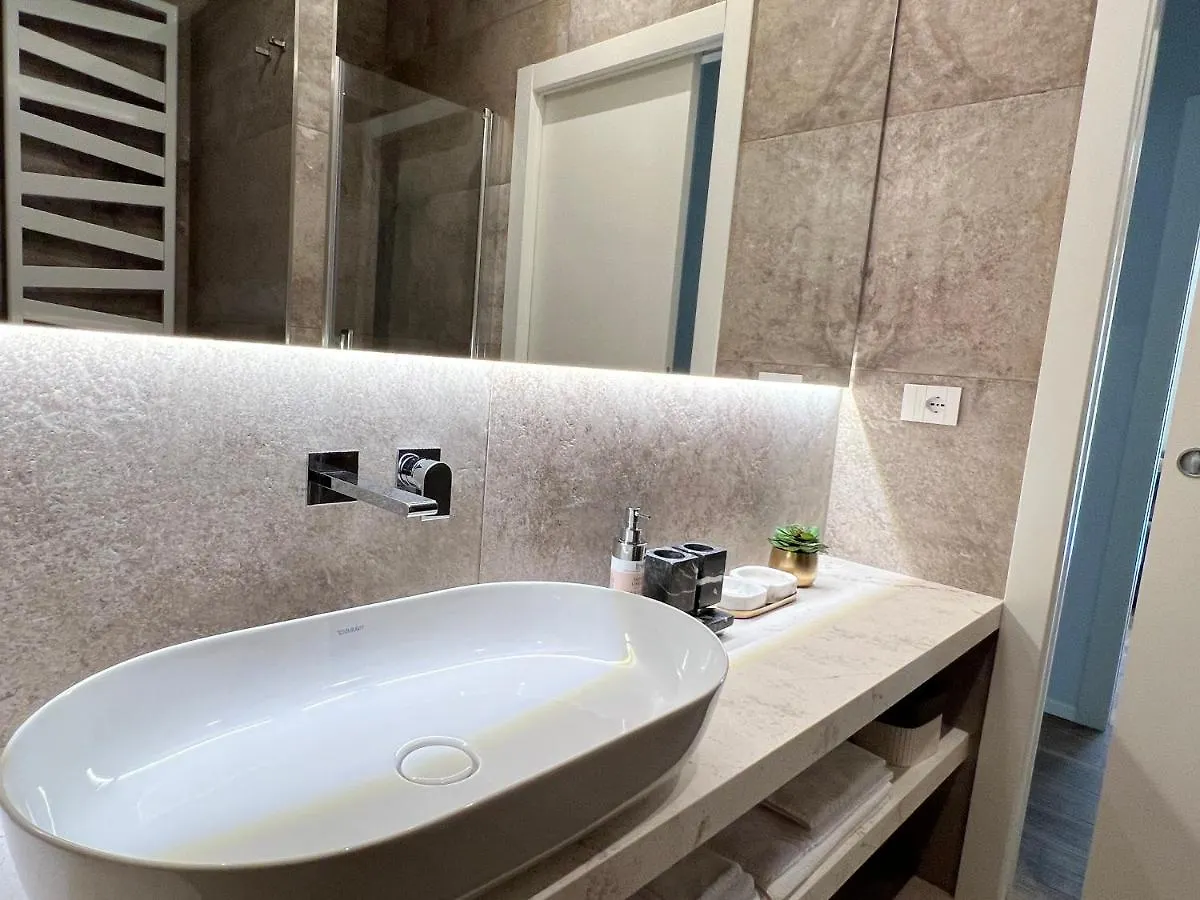 Dr54 Apartments Rho
