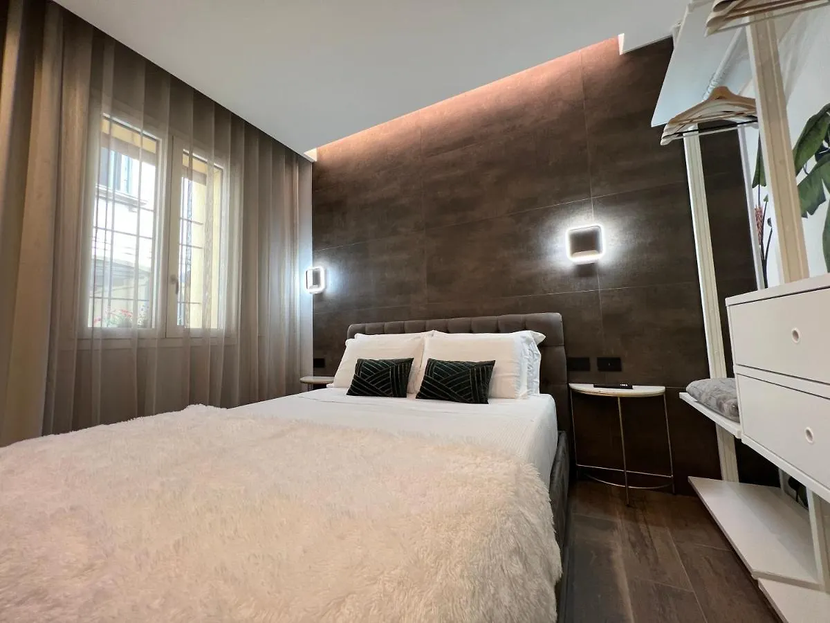 Dr54 Apartments Rho 0*,  Italy